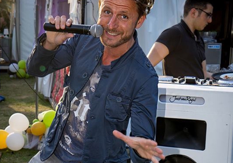 Gentleman DJ..
