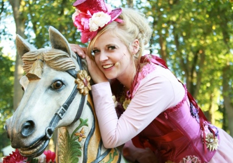 Ze zingt welbekende liedjes..