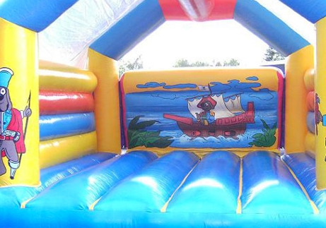 Het springkussen piraat..